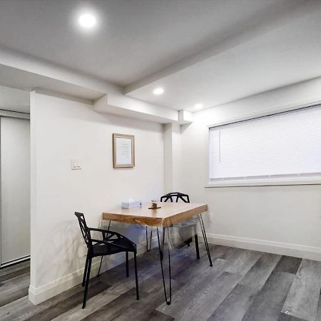 Renovated Guest Suite Near The Lake & High Park In Toronto! Exterior photo