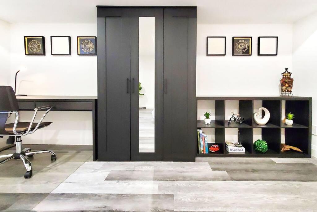 Renovated Guest Suite Near The Lake & High Park In Toronto! Exterior photo